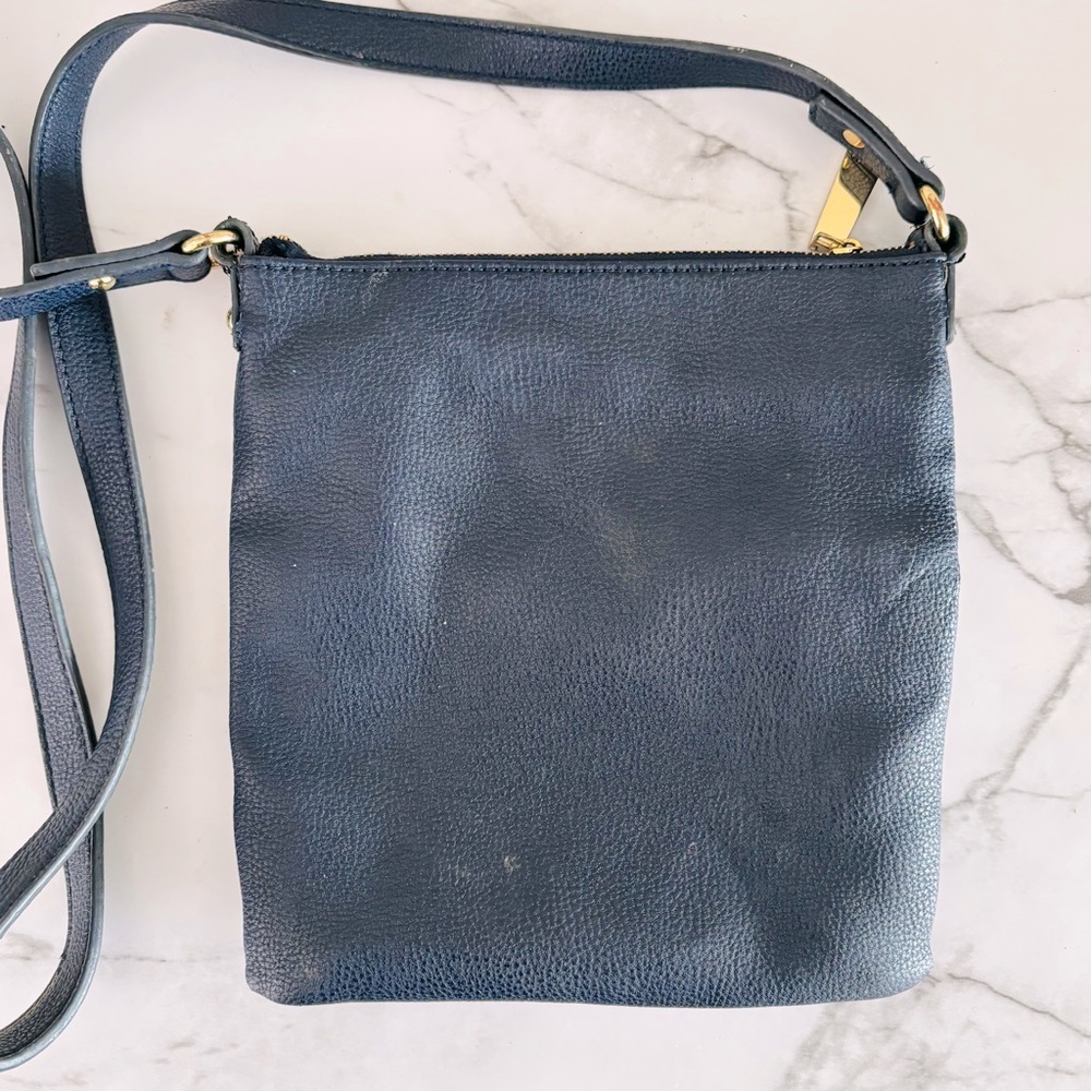 Tommy Hilfiger Navy‎ Crossbody Bag - Picture 5 of 11